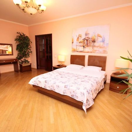 Inn Home Apartments - Livoberezhna 키예프 외부 사진